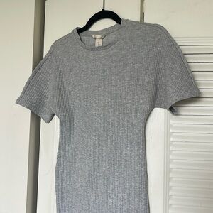 H&M trend ladies drop shoulder gray knit knee length dress